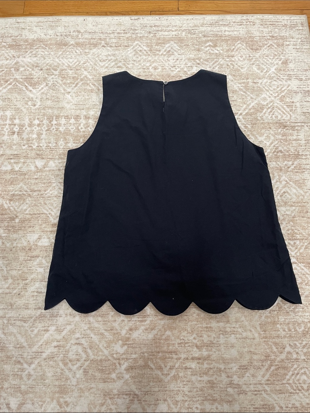 Vineyard Vines Women’s Summer Tops Lot of 4 Size Large/12 - Picture 10 of 14